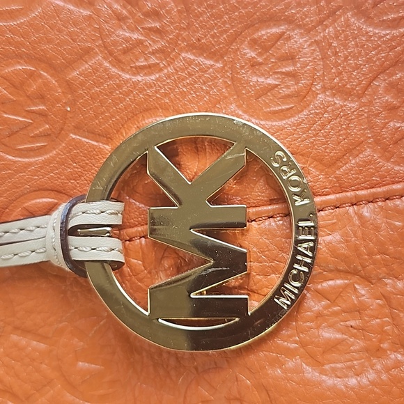 Michael Kors Purse - Picture 9 of 9